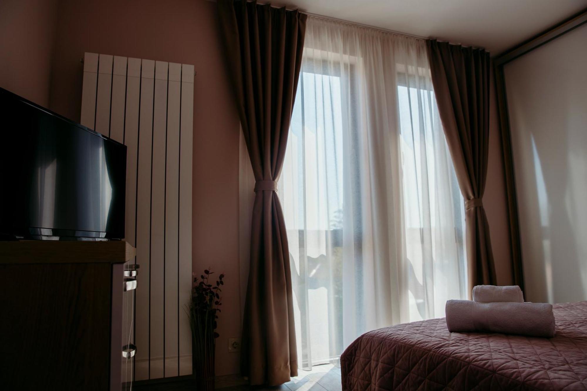 Rose Valley Apartment Kazanluk Bagian luar foto