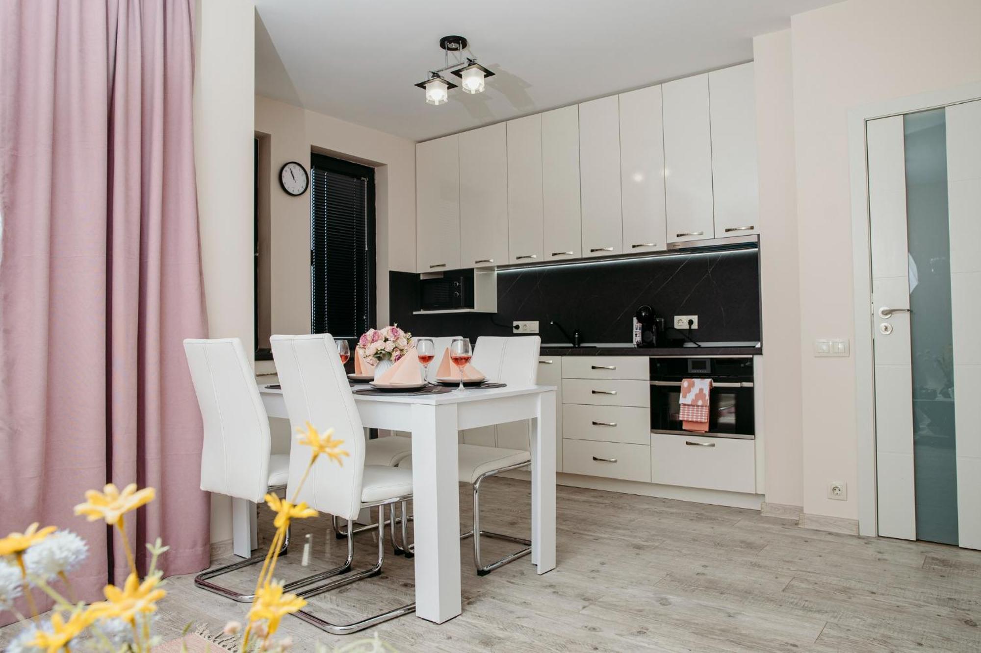 Rose Valley Apartment Kazanluk Bagian luar foto