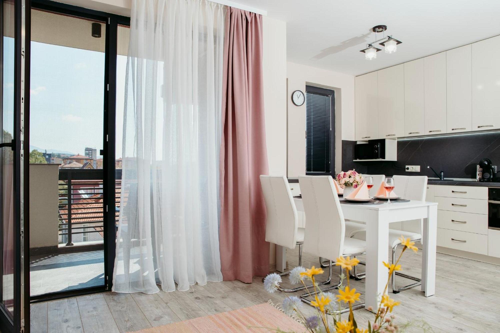 Rose Valley Apartment Kazanluk Bagian luar foto